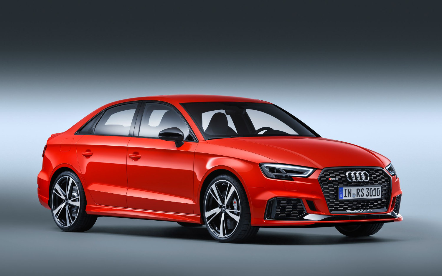 audi-rs-3-quattro-2019-suv-drive